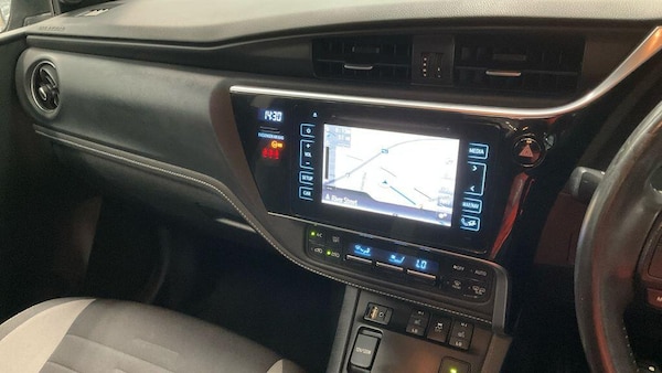 Used Toyota Auris 2016 for sale - 76317983: Photo 6