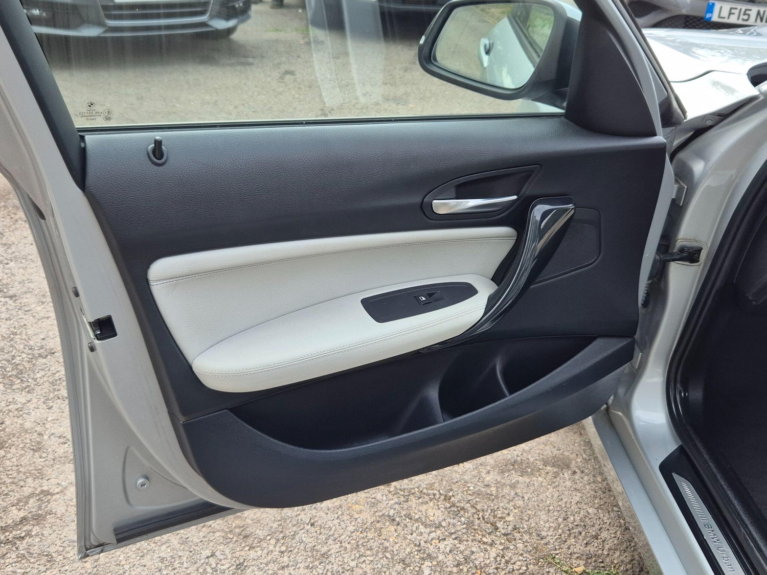 Vehicle 28