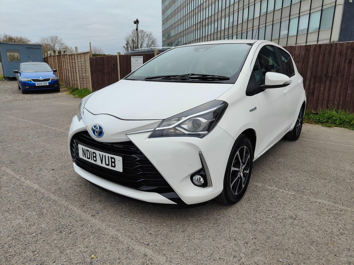 Used Toyota Yaris 2018 for sale - 78147983: Photo 2