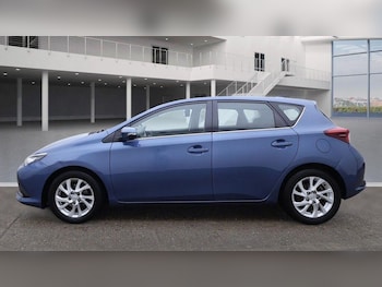 Used Toyota Auris 2018 for sale - 76318201: Photo