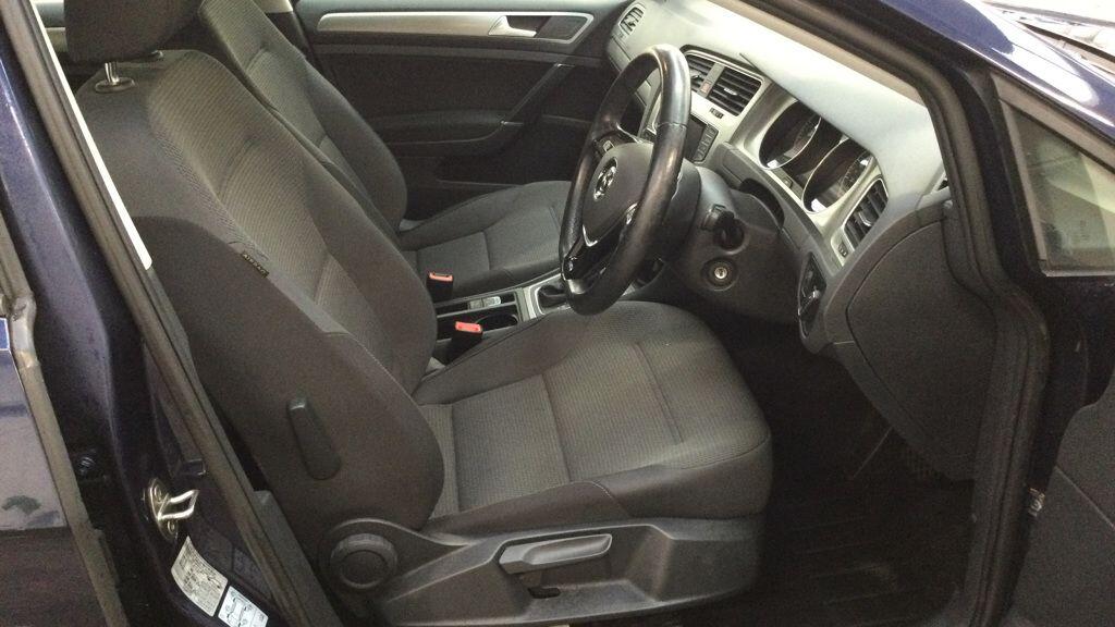 Used Volkswagen Golf 2015 for sale - 76360204: Photo 7