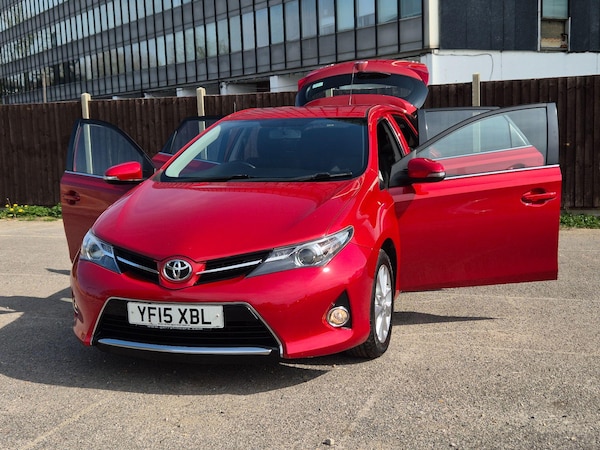Used Toyota Auris 2015 for sale - 74958154: Photo 5