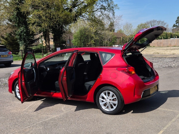Used Toyota Auris 2015 for sale - 74958154: Photo 6