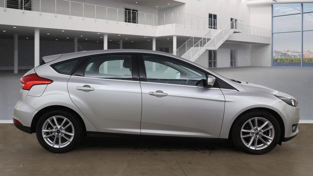 Used Ford Focus for sale - 77909818: Photo 3