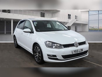 Used Volkswagen Golf 2016 for sale - 77524151: Photo
