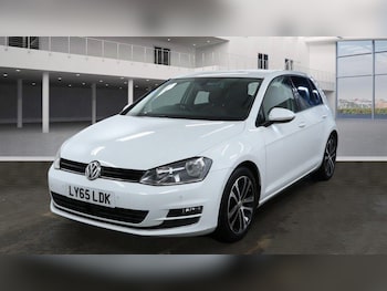 Used Volkswagen Golf 2016 for sale - 77524151: Photo