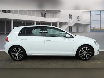 Used Volkswagen Golf 2016 for sale - 77524151: Photo
