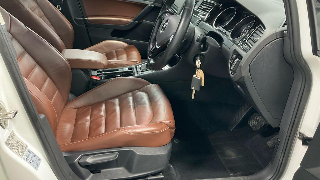 Used Volkswagen Golf 2016 for sale - 77524151: Photo 7