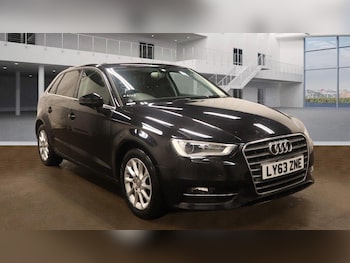 Used Audi A3 2014 for sale - 77376315: Photo