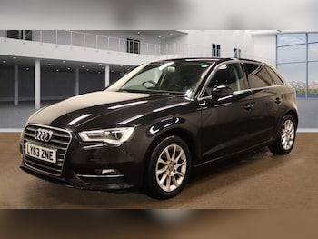 Used Audi A3 2014 for sale - 77376315: Photo