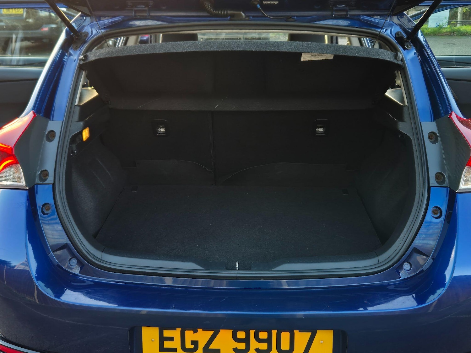 Used Toyota Auris 2017 for sale - 76584204: Photo 27