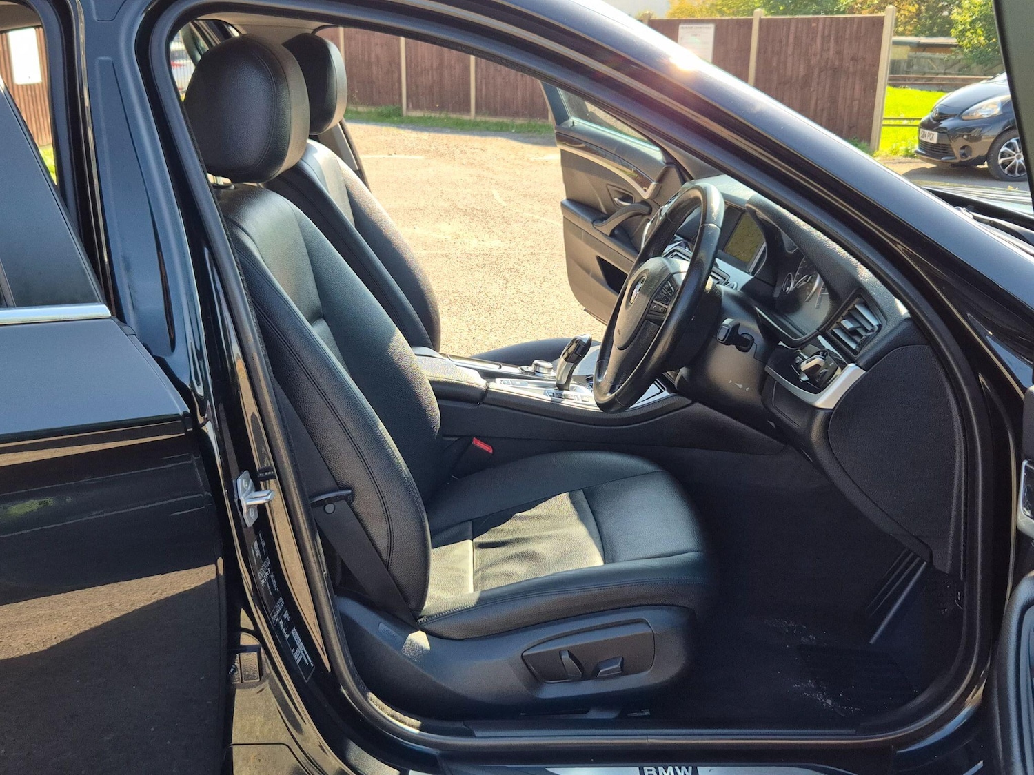 Used BMW 5 Series 2015 for sale - 76993633: Photo 11