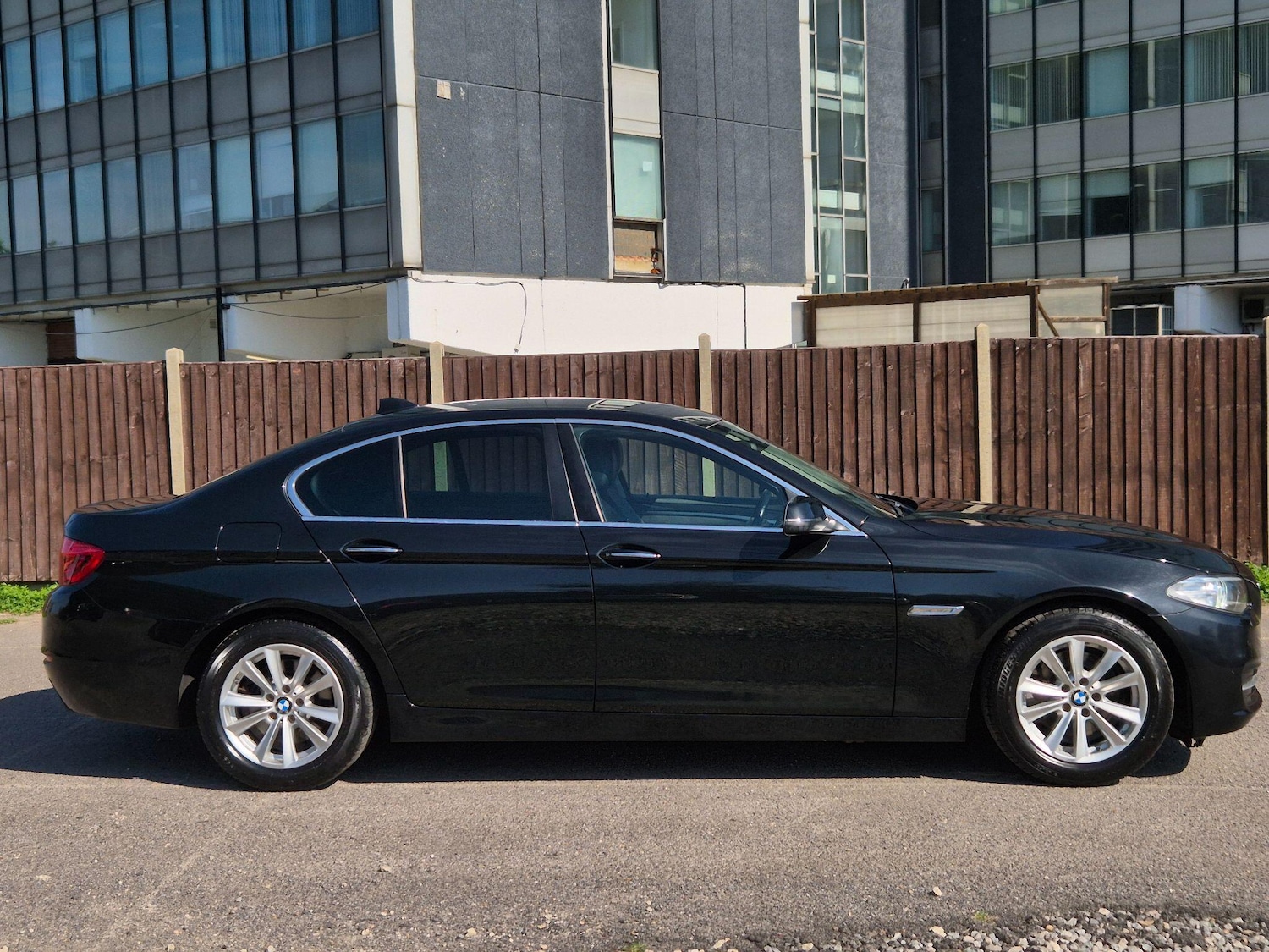 Used BMW 5 Series 2015 for sale - 76993633: Photo 3