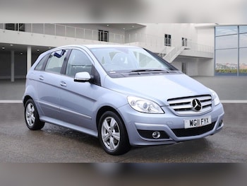 Mercedes-Benz - B Class