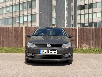 Used Volkswagen Polo 2016 for sale - 79325213: Photo
