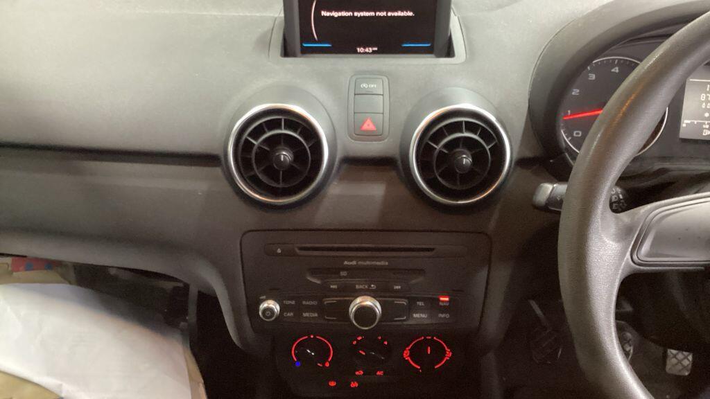 Used Audi A1 for sale - 77267312: Photo 6