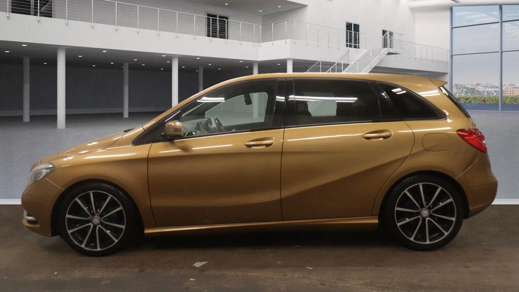 Used Mercedes-Benz B Class 2012 for sale - 76633102: Photo 10