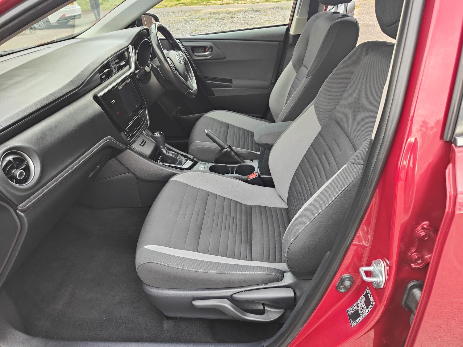 Used Toyota Auris 2017 for sale - 78148365: Photo 31