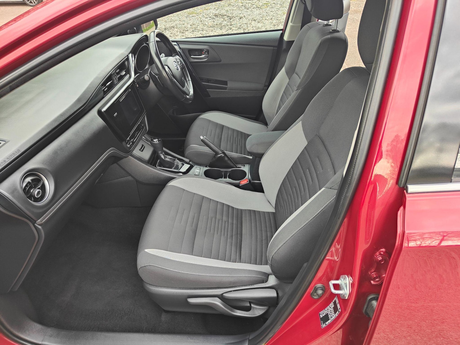 Used Toyota Auris 2017 for sale - 78148365: Photo 32