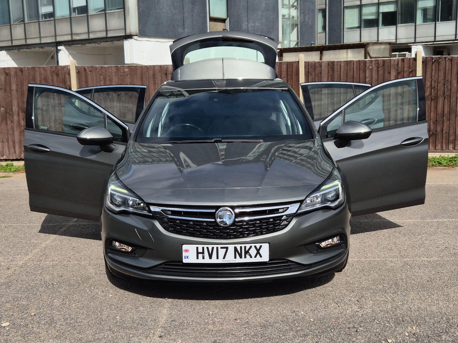 Used Vauxhall Astra 2017 for sale - 75720565: Photo 19