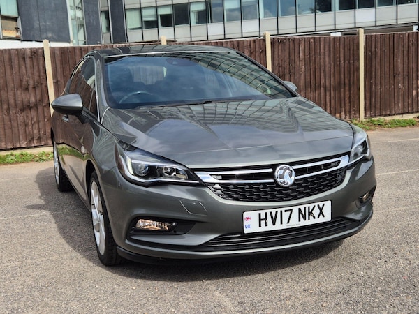 Used Vauxhall Astra 2017 for sale - 75720565: Photo 1