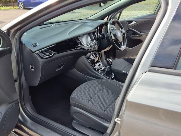 Used Vauxhall Astra 2017 for sale - 75720565: Photo 22