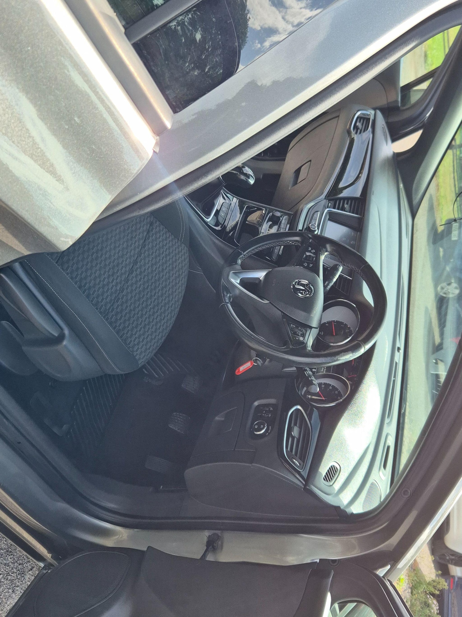 Used Vauxhall Astra 2017 for sale - 75720565: Photo 28