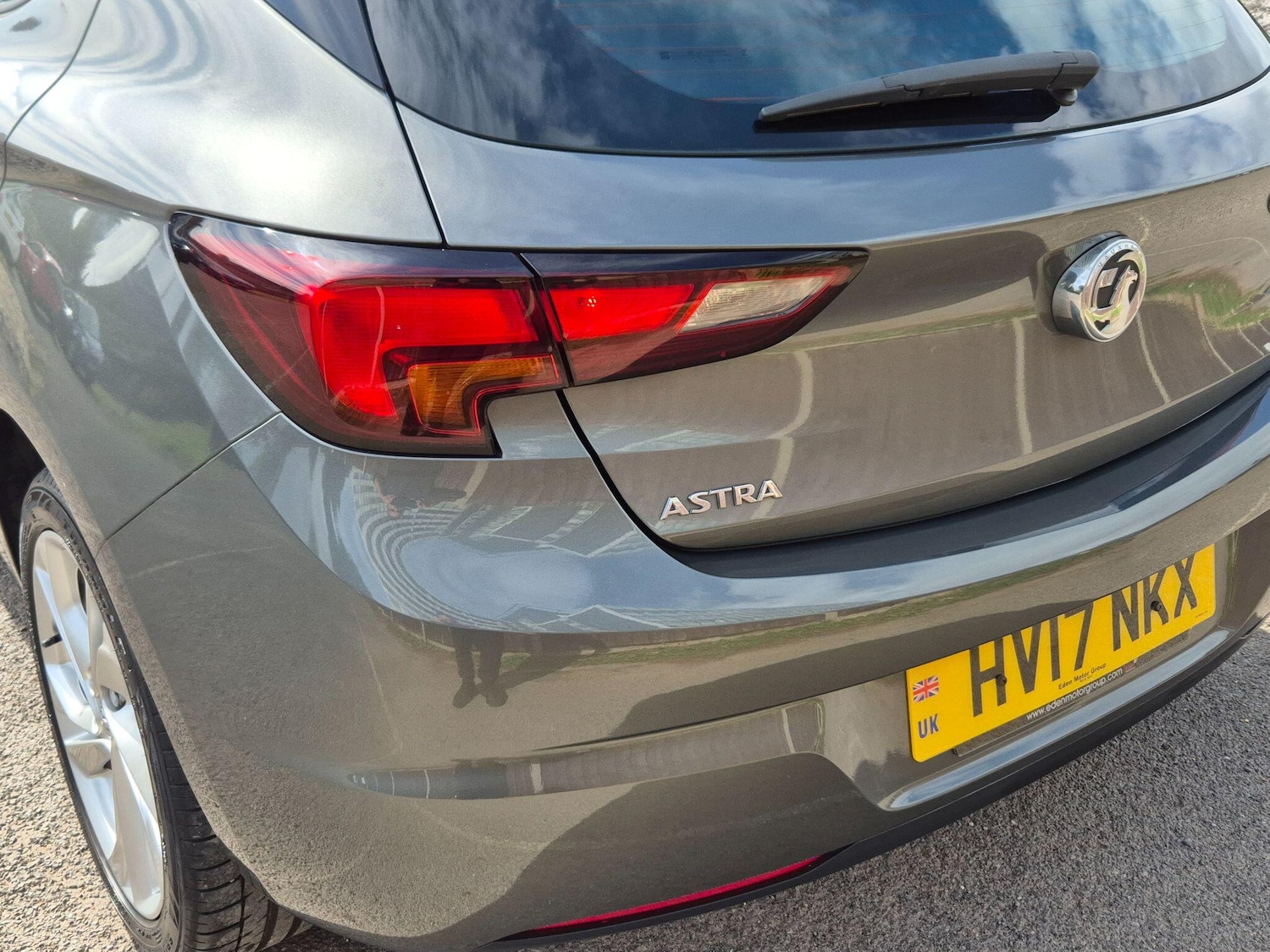 Used Vauxhall Astra 2017 for sale - 75720565: Photo 31