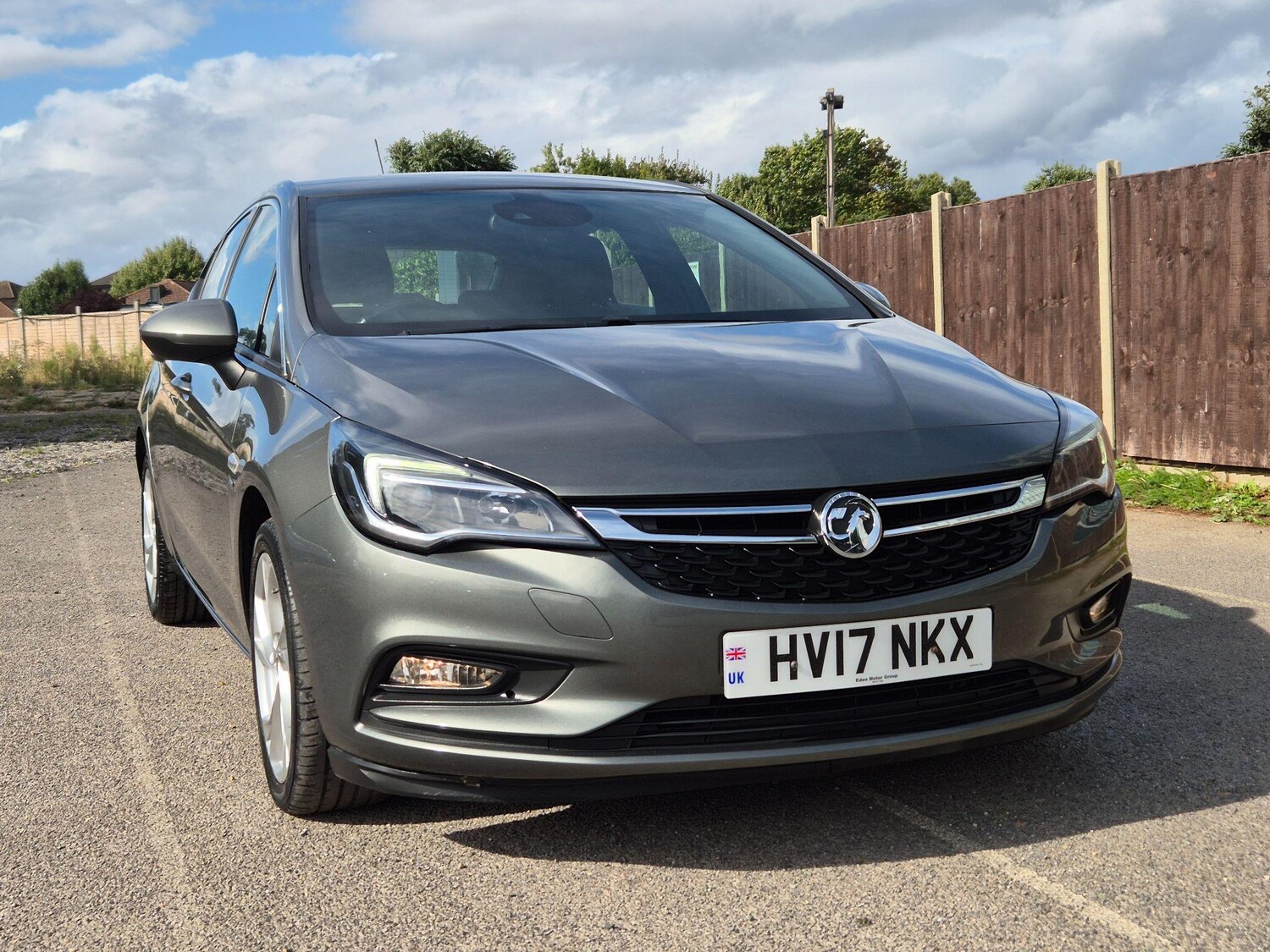 Used Vauxhall Astra 2017 for sale - 75720565: Photo 34