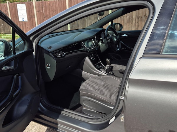 Used Vauxhall Astra 2017 for sale - 75720565: Photo 36
