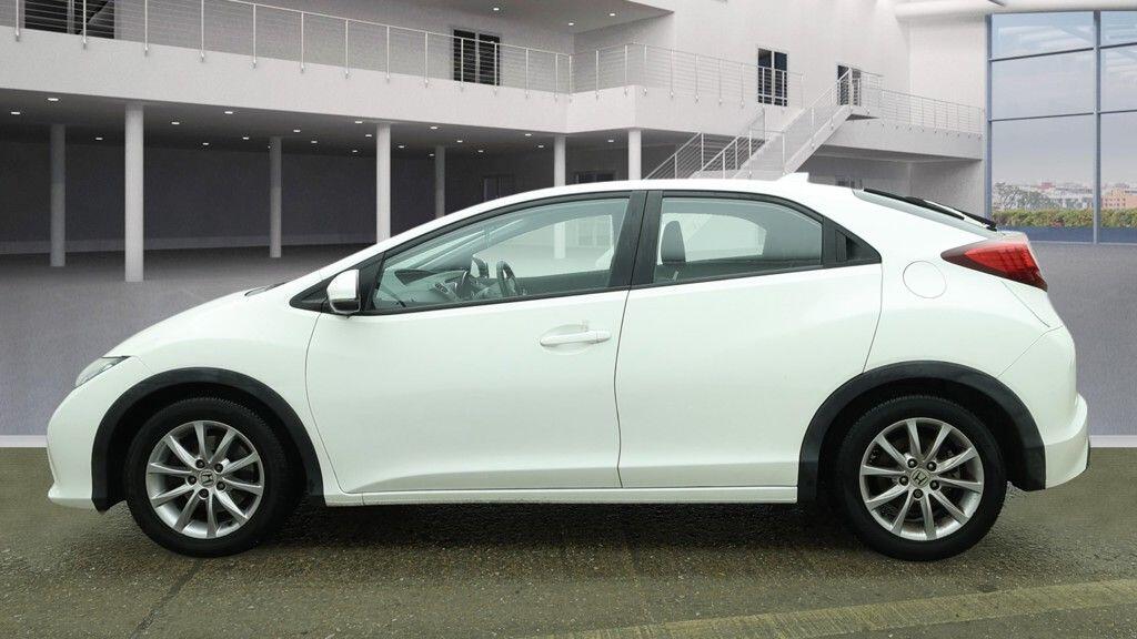 Used Honda Civic 2015 for sale - 77926152: Photo 11