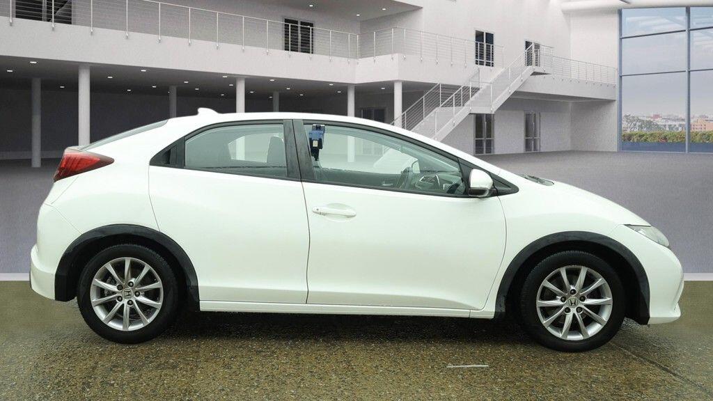 Used Honda Civic 2015 for sale - 77926152: Photo 3