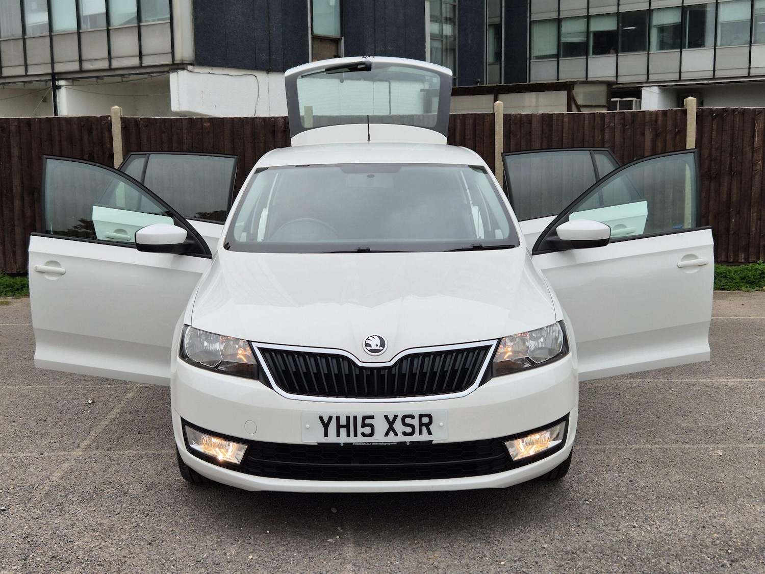 Used Skoda Rapid Spaceback 2015 for sale - 76989640: Photo 20