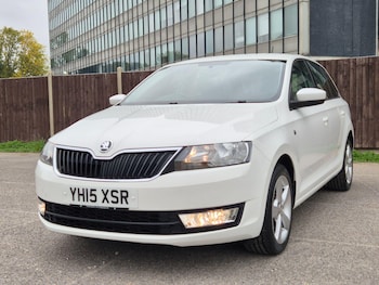 Used Skoda Rapid Spaceback 2015 for sale - 76989640: Photo