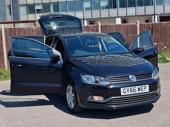 Used Volkswagen Polo 2016 for sale - 79259507: Photo