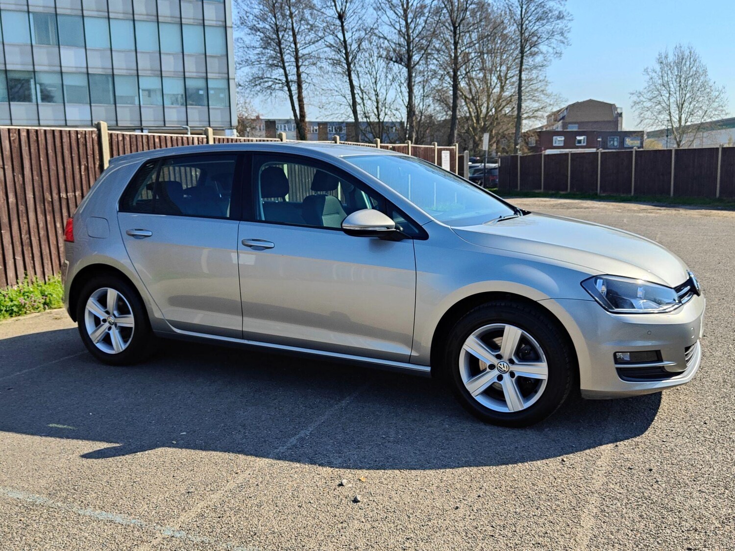 Used Volkswagen Golf 2015 for sale - 77598460: Photo 21