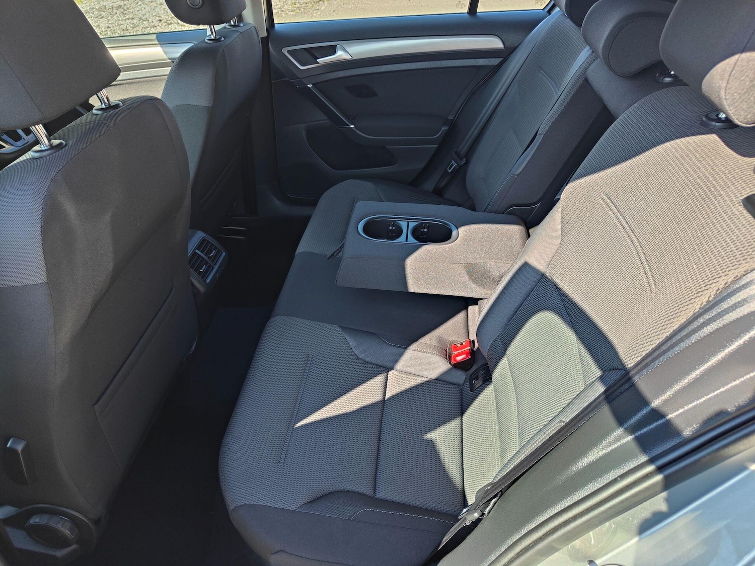 Used Volkswagen Golf 2015 for sale - 77598460: Photo 28