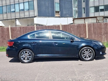 Used Toyota Avensis 2013 for sale - 79012471: Photo
