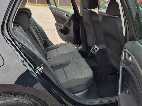 Used Volkswagen Golf 2014 for sale - 76227302: Photo 11