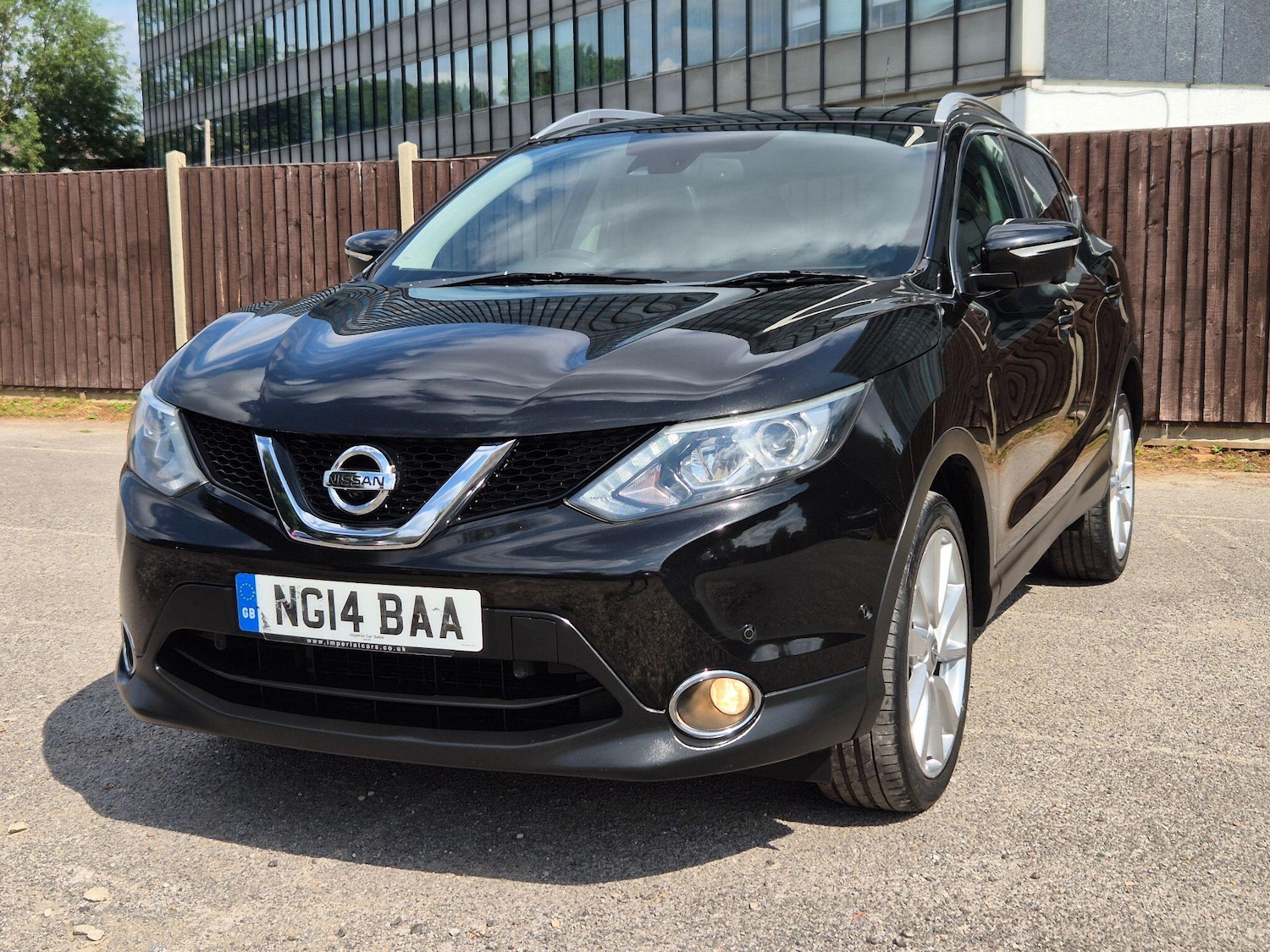 Used Nissan Qashqai 2014 for sale - 76992963: Photo 2