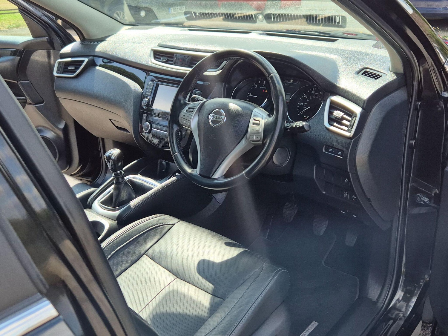 Used Nissan Qashqai 2014 for sale - 76992963: Photo 34