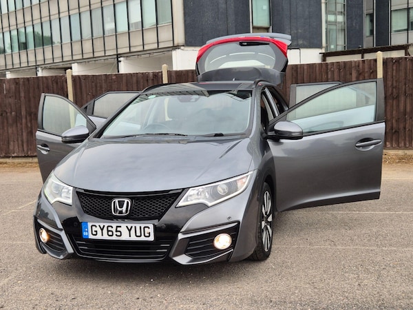 Used Honda Civic 2016 for sale - 75577916: Photo 5