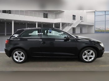 Used Audi A3 2017 for sale - 76432363: Photo
