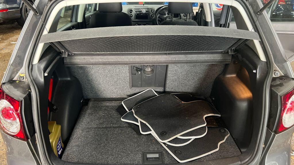 Used Volkswagen Golf Plus 2012 for sale - 76634084: Photo 8