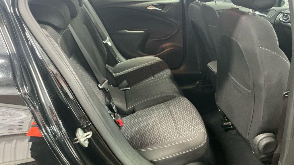 Used Vauxhall Astra 2018 for sale - 78100641: Photo 8