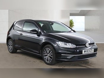 Used Volkswagen Golf 2018 for sale - 78348400: Photo