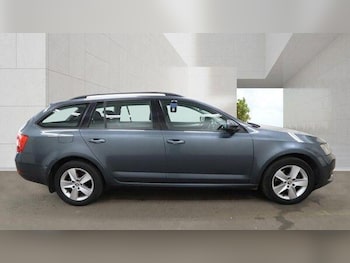 Used Skoda Octavia 2018 for sale - 79540630: Photo