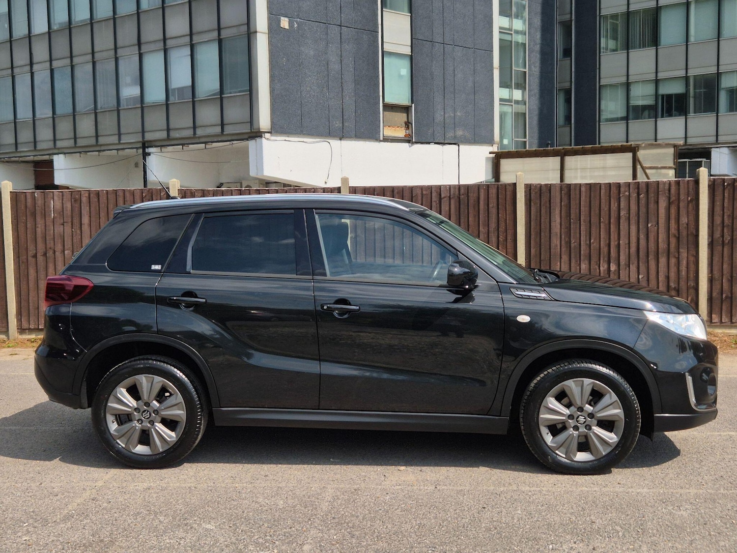 Used Suzuki Vitara 2019 for sale - 76996489: Photo 3