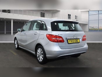 Used Mercedes-Benz B Class 2013 for sale - 77784201: Photo