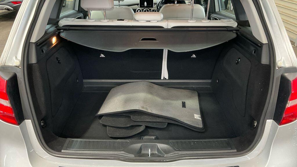 Used Mercedes-Benz B Class 2013 for sale - 77784201: Photo 9